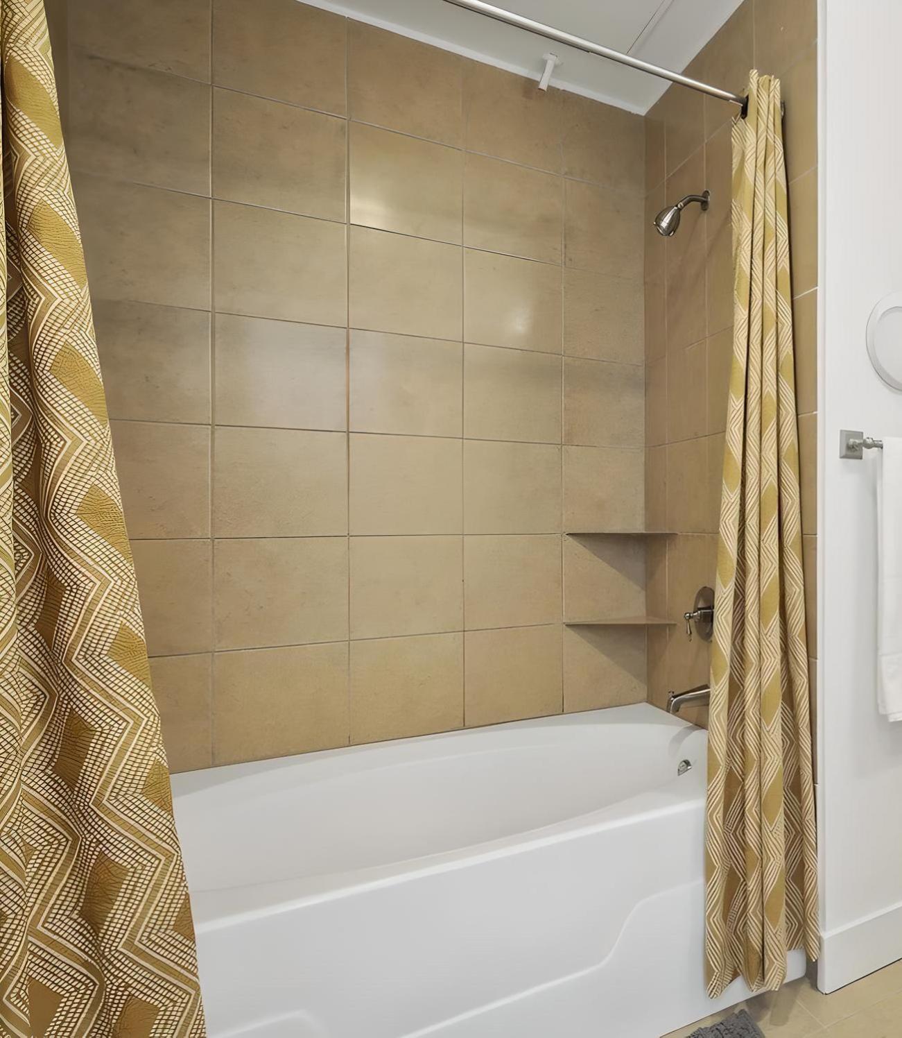 Urban Oasis Your Perfect Getaway In The Heart Of Downtown! Apartment Хюстън Екстериор снимка