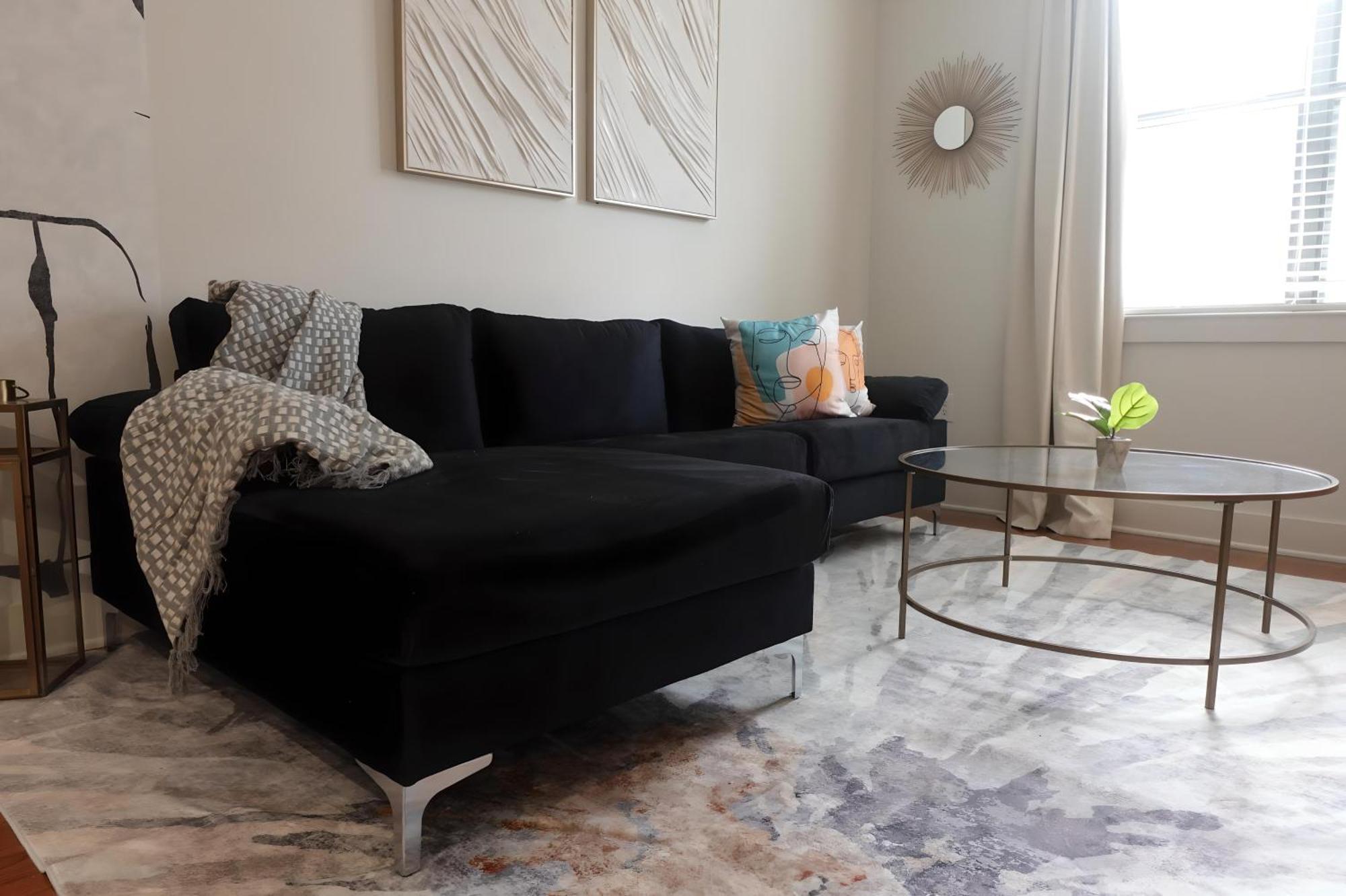 Urban Oasis Your Perfect Getaway In The Heart Of Downtown! Apartment Хюстън Екстериор снимка